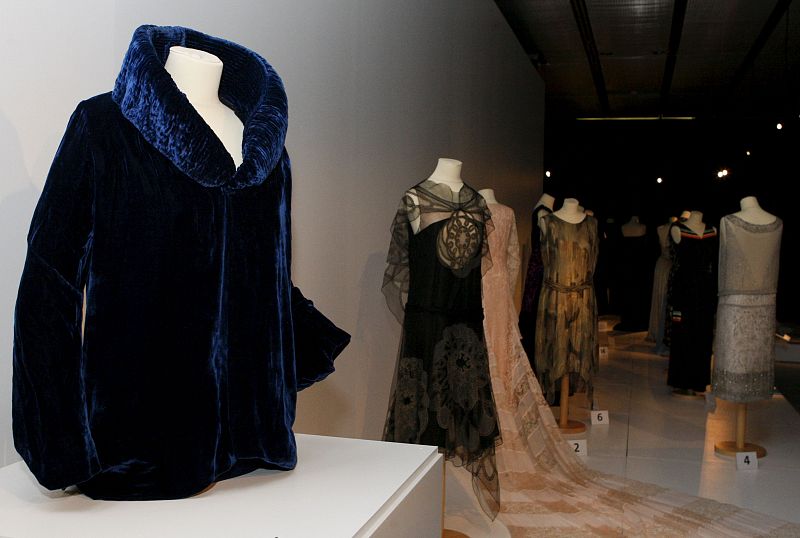 ALTA COSTURA-EXPOSICIÓN