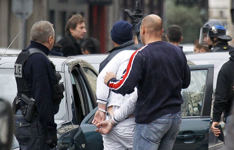 La policía ha practicado arrestos en algunas de las protestas que se desarrollan en el país