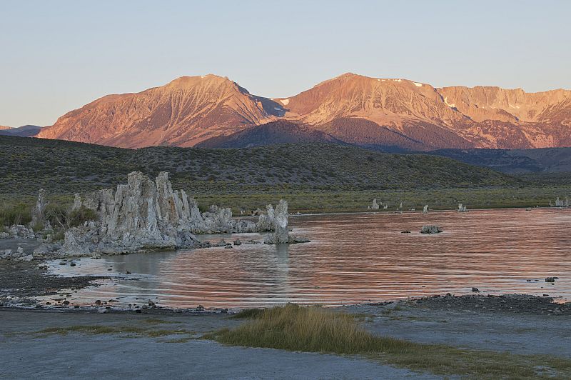 Los científicos de la NASA explican que la bacteria hallada en este lago abre la posibilidad a que existan formas de vida en planetas en los que se pensaba que era imposible encontrar organismos vivos