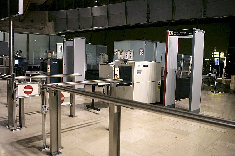 CIERRE DE AEROPUERTOS ESPAÑOLES