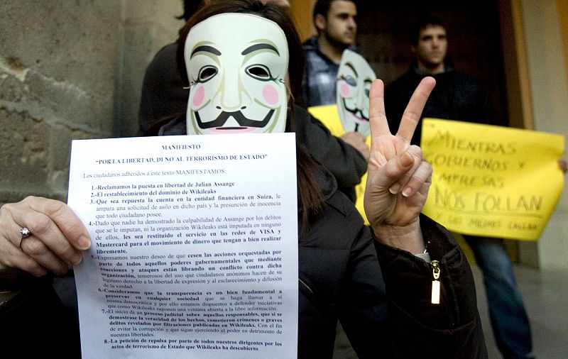 INTERNAUTAS CONVOCAN ACTOS DE APOYO A ASSANGE EN SEVILLA