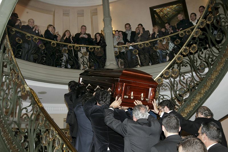 CAPILLA ARDIENTE DE ENRIQUE MORENTE