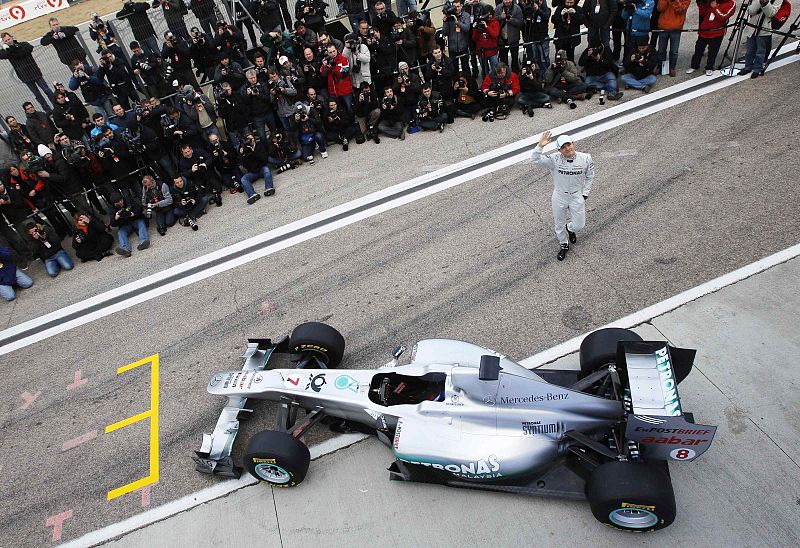 El Mercedes que llevarán Rosberg y Schumacher durante este 2011.