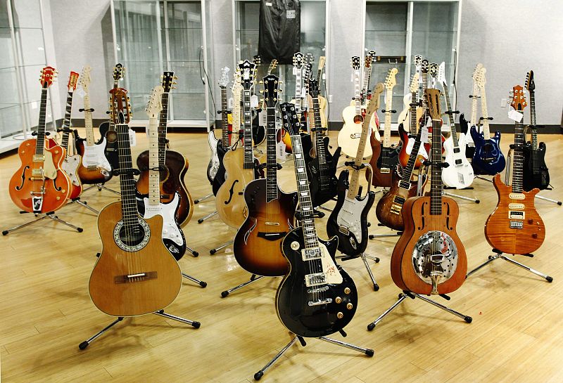To match Reuters Life! AUCTION/CLAPTON/