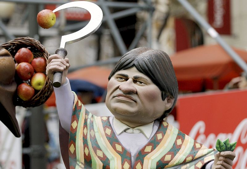 El presidente de Bolivia, Evo Morales, representado en la falla Almirante Cadarso-Conde Altea.