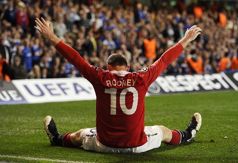Wayne Rooney celebra su gol con el Manchester United ante el Chelsea.