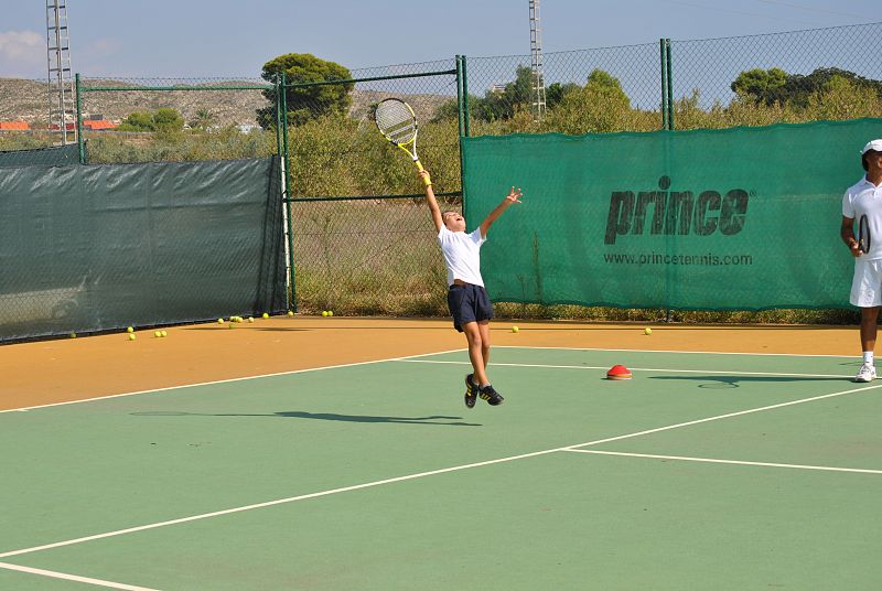VOLANDO A POR LA PELOTA
