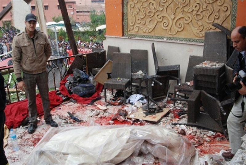La terraza de la cafetería, completamente destruida