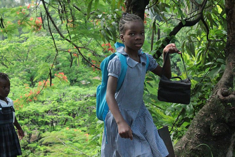 Niña en Petionville