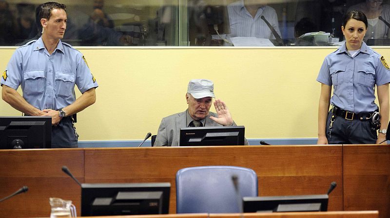 Mladic comparece en La Haya