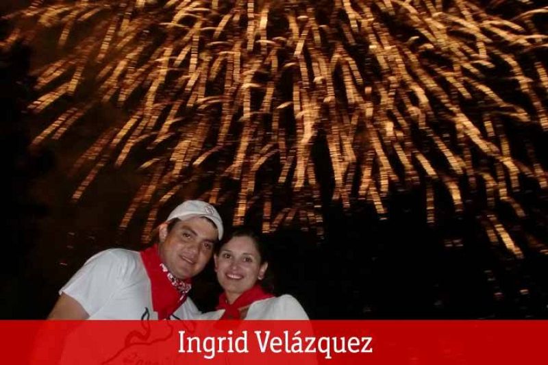 Foto bajo los fuegos artificiales