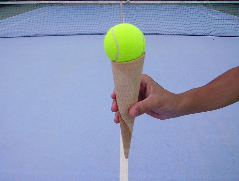 La combinación perfecta para el verano: tenis y un buen helado