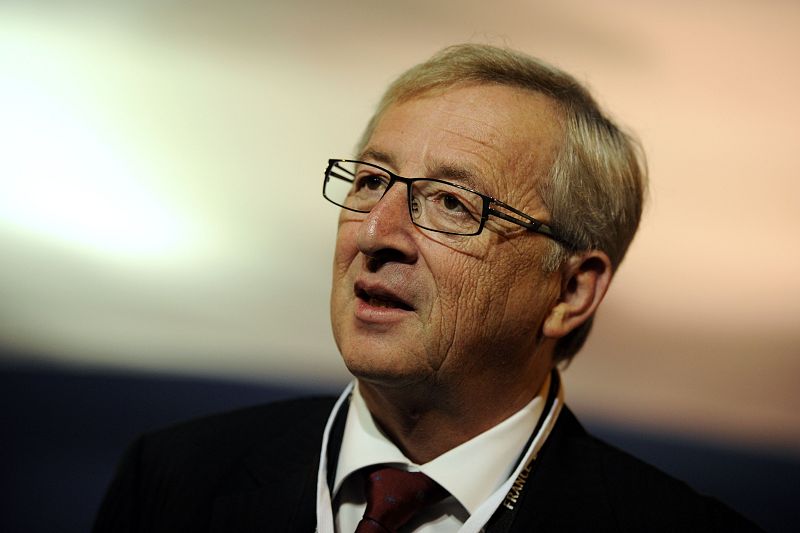 El presidente del Eurogrupo, Jean-Claude Juncker, después de reunirse con líderes de la UE y el FMI