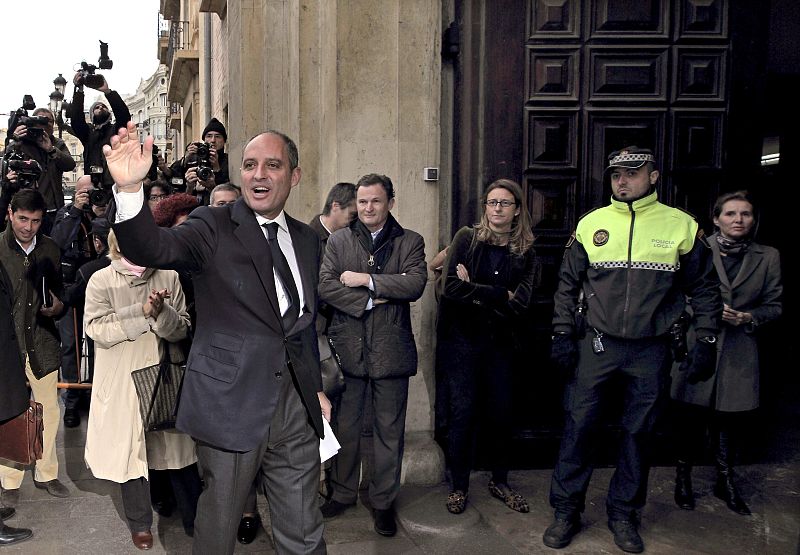 Camps ha contestado que no está nervioso al ser preguntado por los periodistas.