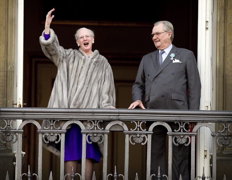 40º ANIVERSARIO DE LA SUBIDA AL TRONO DE LA REINA MARGARITA II DE DINAMARCA