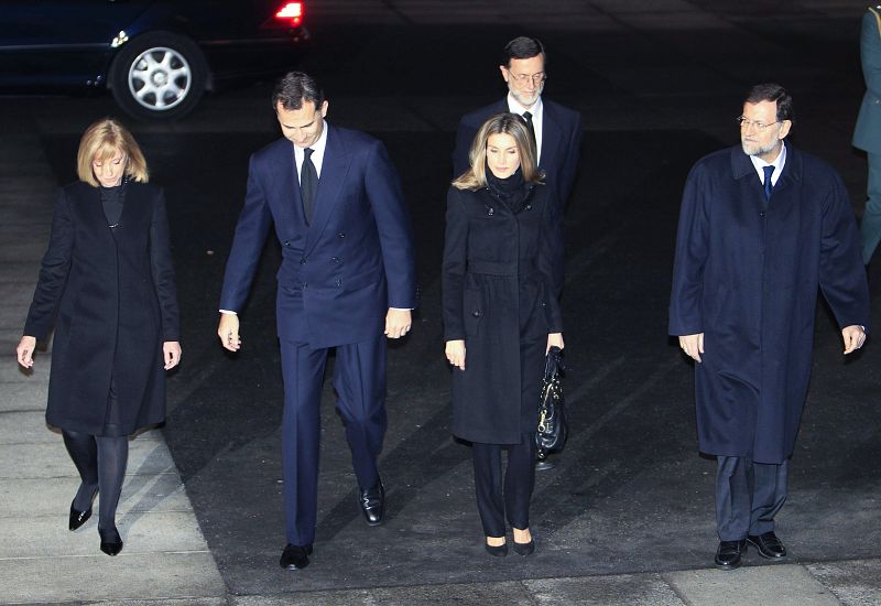 Los príncipes de Asturias y el presidente del Gobierno, Mariano Rajoy, asisten a la misa funeral por Manuel Fraga oficiada por el cardenal arzobispo de Madrid, Antonio María Rouco Varela.