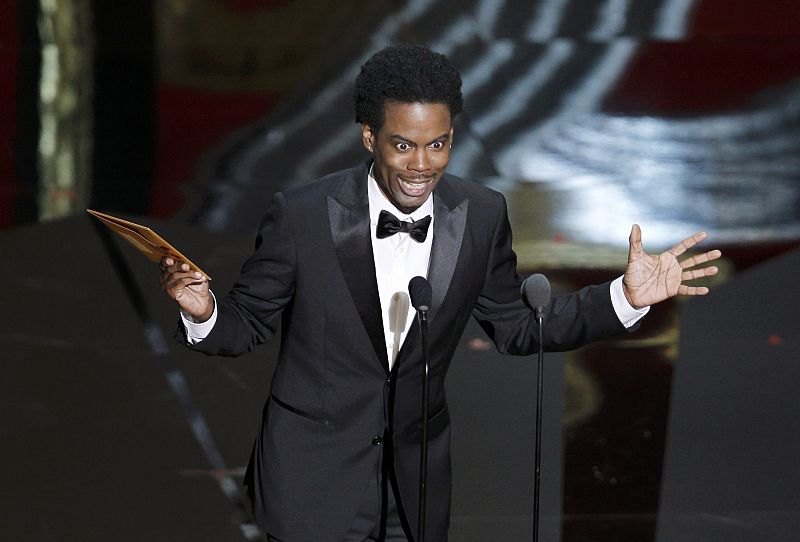 Chris Rock en la gala de los Oscars 2012