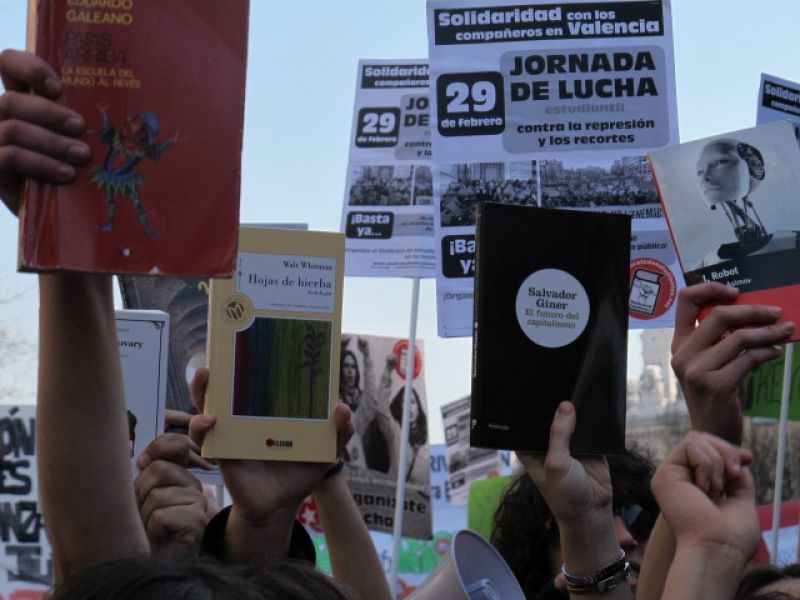 Protesta contra los recortes en educación