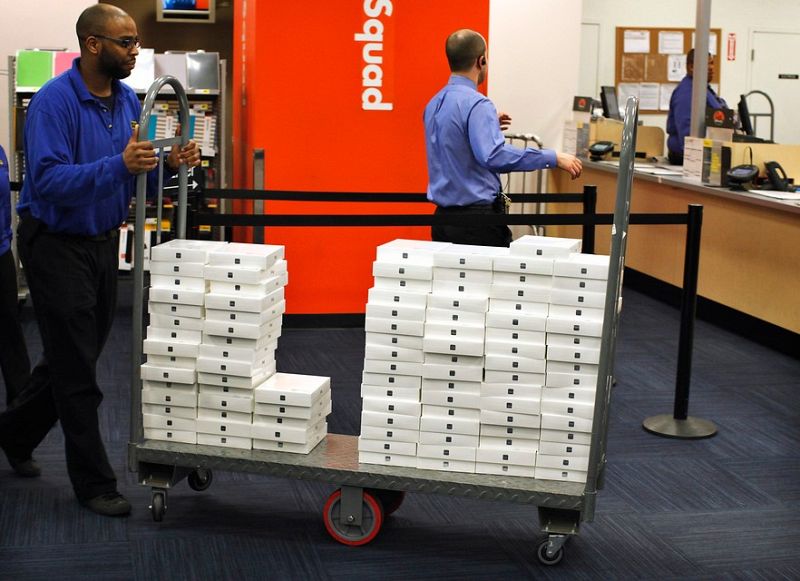 Una tienda de Estados Unidos se prepara para colocar todas las unidades que sacarán a la venta del nuevo iPad