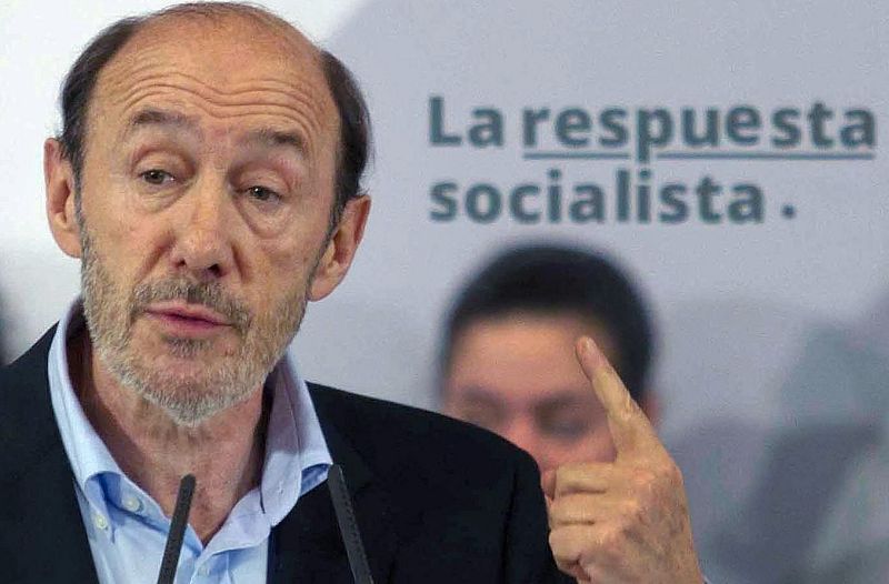 RUBALCABA ACUSA A RAJOY DE ESCONDER EL PRESUPUESTO POR INTERESES ESPURIOS