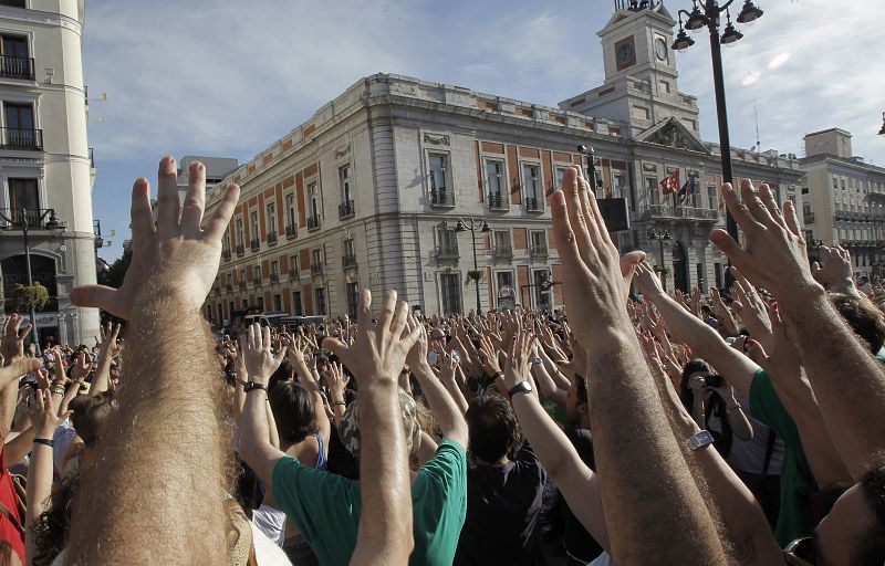 LOS INDIGNADOS VUELVEN A CONCENTRARSE HOY EN SOL PARA CONMEMORAR EL PRIMER ANIVERSARIO DEL 15M
