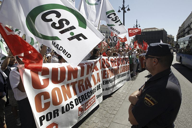 CONCENTRACIÓN FUNCIONARIOS EN LA PUERTA DEL SOL