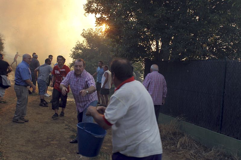 Incendio en Molinaseca, León