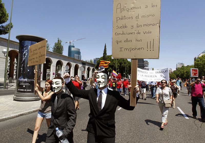 CONCENTRACIÓN CONVOCADA POR LA CNT POR LA DIGNIDAD DE LOS PARADOS