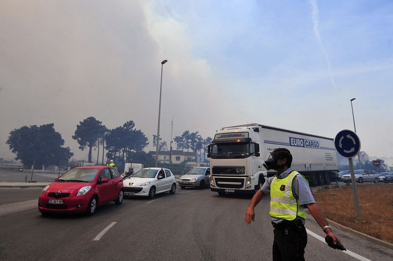INCENDIO FORESTAL LA JONQUERA (GIRONA)