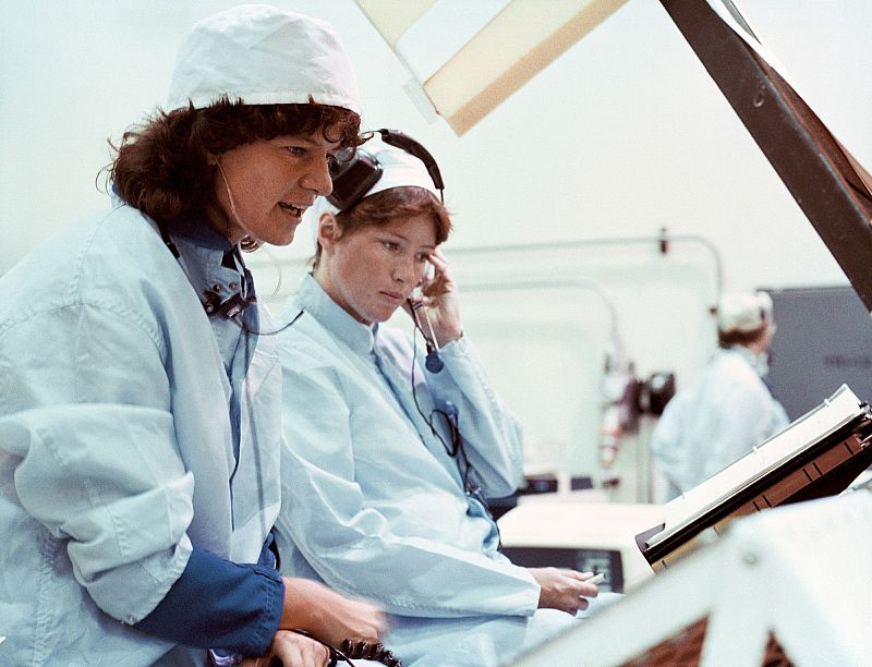 Rice participando en una prueba en el Centro Kennedy de la NASA en Florida