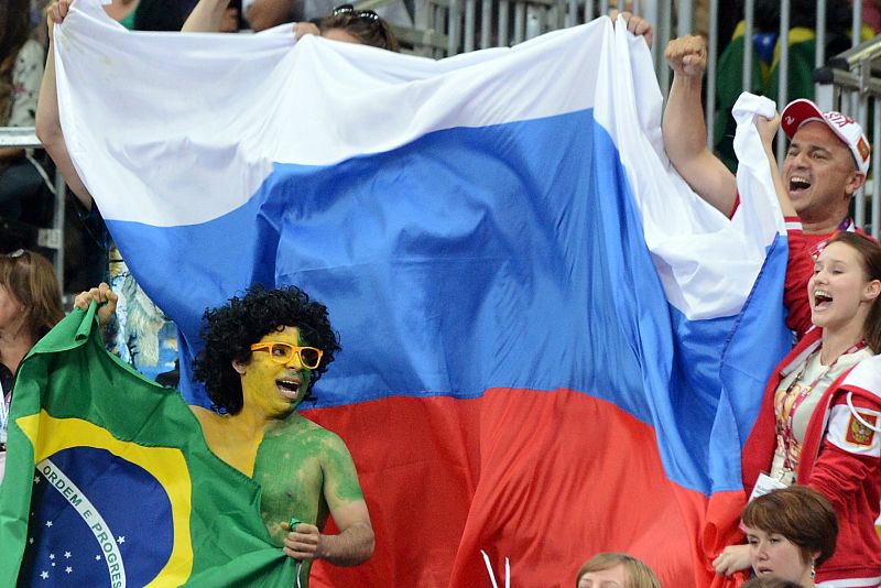 El público muy entregado con sus selecciones.