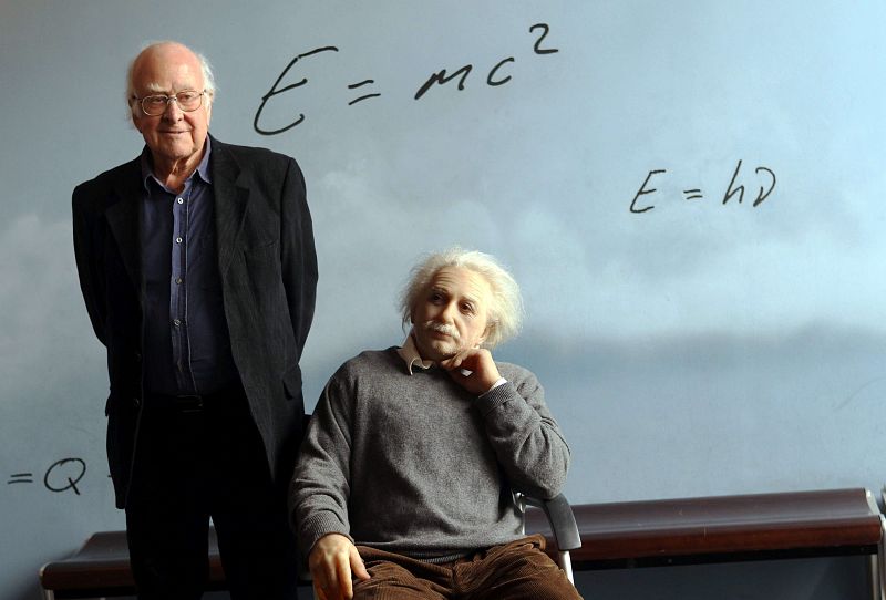 CONFERENCIA DE PETER HIGGS EN EL COSMOCAIXA