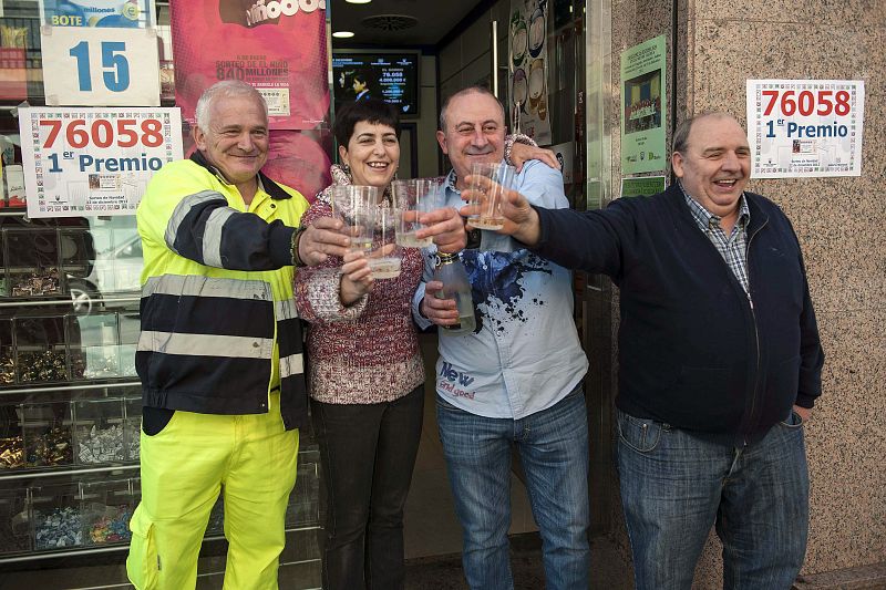 Un punto mixto de loterías de Derio ha vendido un décimo del número 76058, agraciado con el Gordo