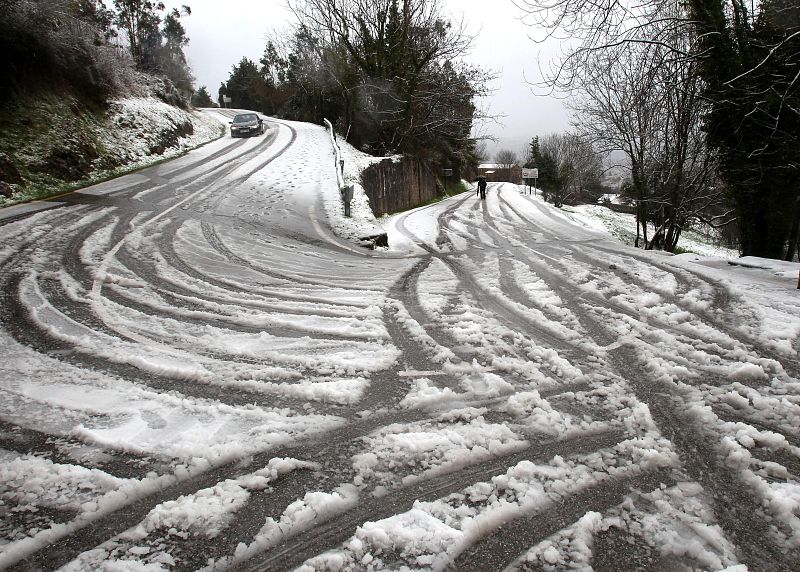 Asturias, en alerta por el temporal de nieve y viento polar