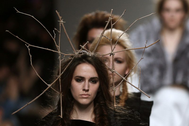 DESFILE DE LEYRE VALIENTE EN EL EGO 2013