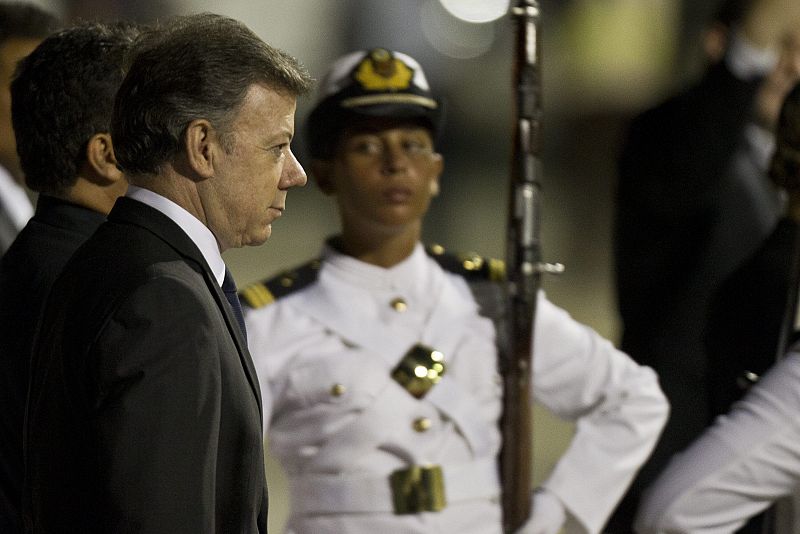 El presidente de Colombia, Juan Manuel Santos, llega a Caracas para asistir al funeral de Chávez