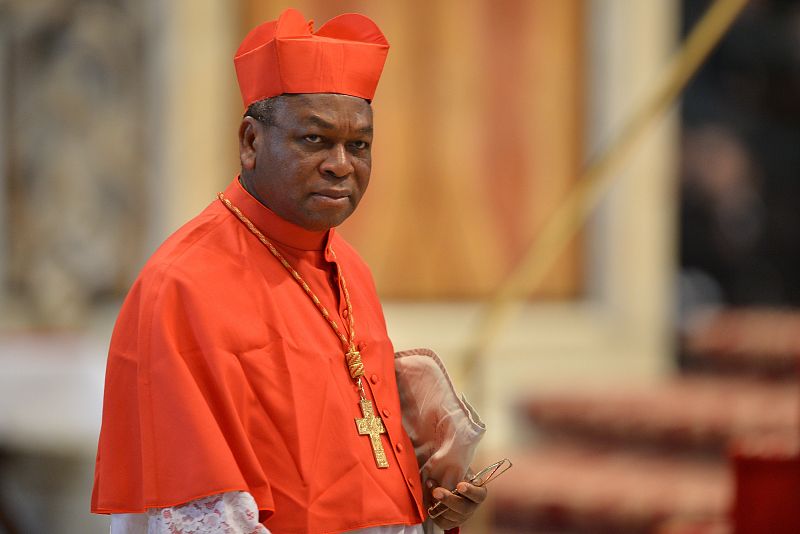 ¿Será elegido finalmente un papa negro? El nigeriano John Onaiyekan es uno de los cardenales de raza negra en el cónclave que comienza