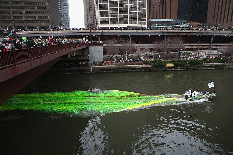 Chicago River Dyed Green In St. Patrick's Day Tradition