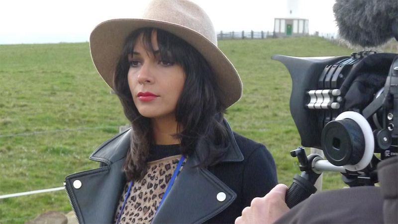 Raquel condujo al equipo sueco hasta el espectacular Faro de Lastres