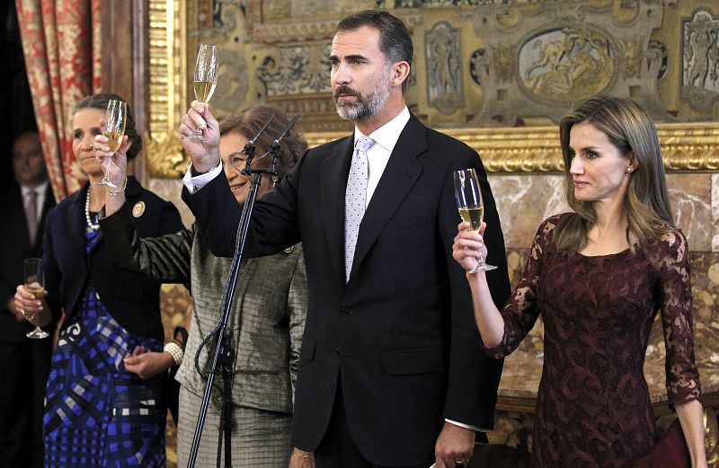 RECEPCIÓN EN EL PALACIO REAL CON MOTIVO DEL DÍA DE LA FIESTA NACIONAL