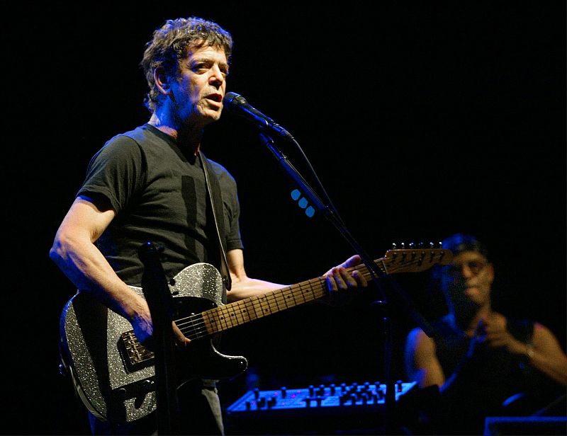 Lou Reed durante una actuación en Valencia en 2003.
