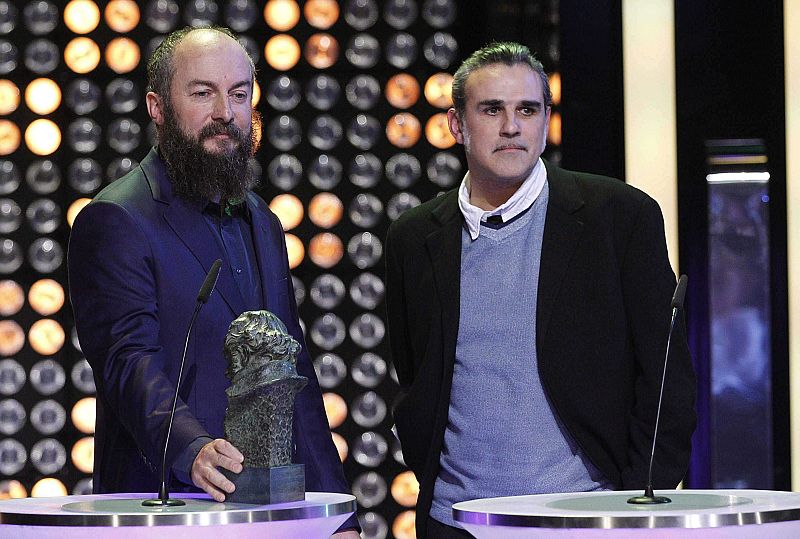 "Mejor dirección artística" en los Premios Goya 2014, por su trabajo en "Las Brujas de Zugarramurdi", para Arturo García "Biaffra" y José Luis Arrizabalaga "Arri"