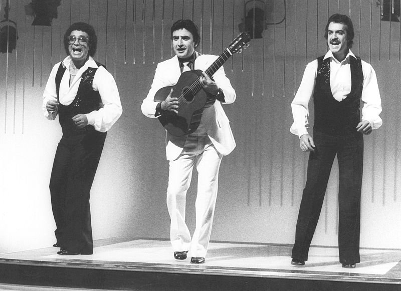 El artista siempre subía al escenario acompañado de su guitarra