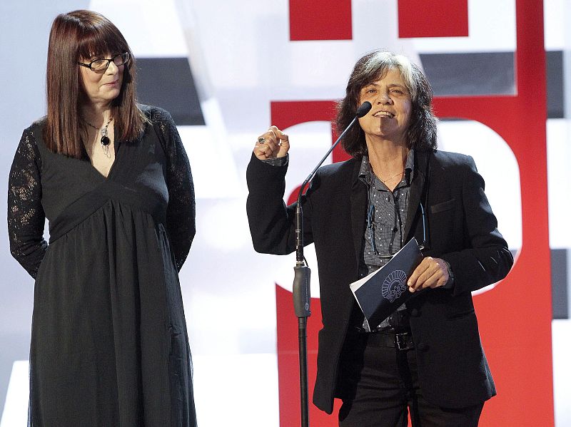 Las miembros de uno de los jurados del Zinemaldia, la francesa Nicole Brenez (i) y la argentina Sara Silveira, durante la gala inaugural de la 62 edición del Festival de Cine San Sebastián