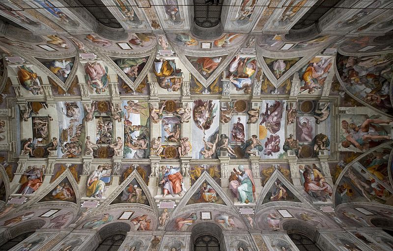 Vista interior de la Capilla Sixtina con un nuevo sistema de iluminación