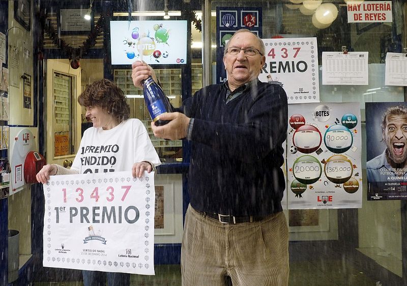 El Gordo de Navidad ha dejado un total de 4 millones de euros en la ciudad de Lugo, donde la Administración de Loterías de la Plaza de Santo Domingo ha vendido una serie completa del número 13.437, mayoritariamente por ventanilla.
