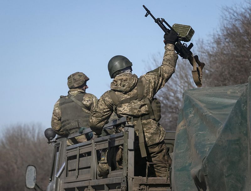 El presidente ucraniano, Petró Poroshenko, ha confirmado que sus tropas han abandonado la ciudad