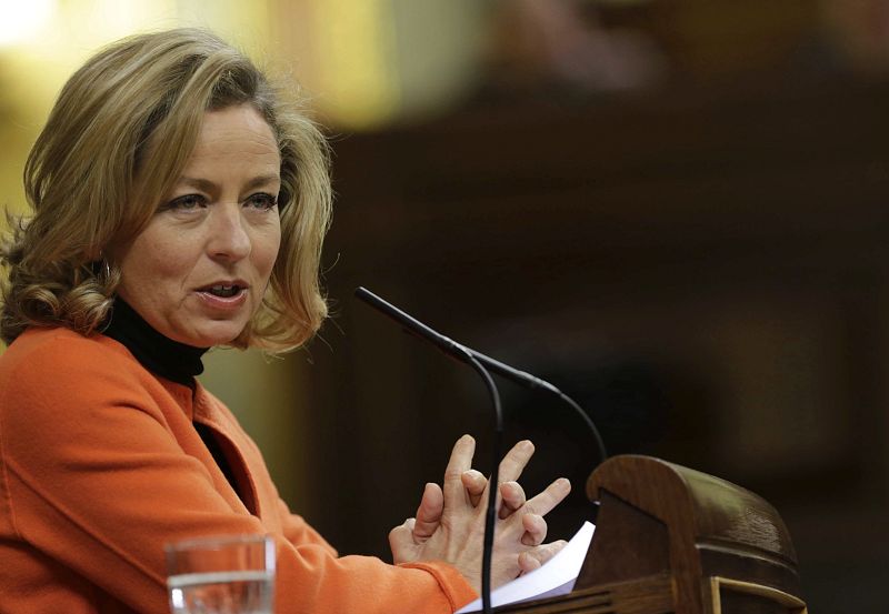 Por Coalición Canaria ha hablado la diputada Ana Oramas