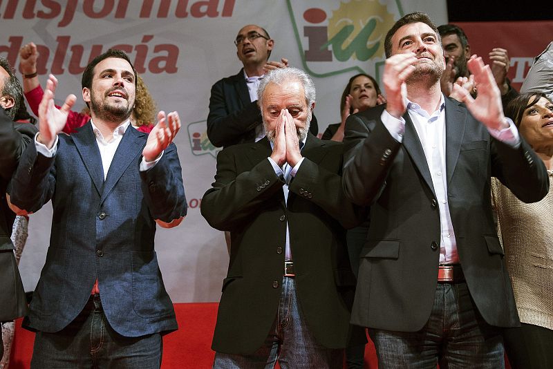 Anguita pide el voto para IU que "tiene que tender la mano" en Andalucía a partidos como Podemos