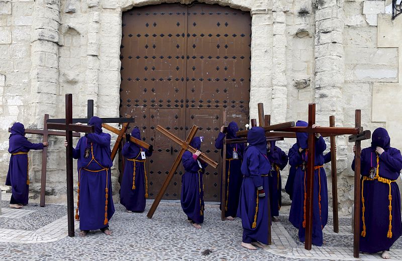 Penitentes de El Nazareno en Castro del Rio